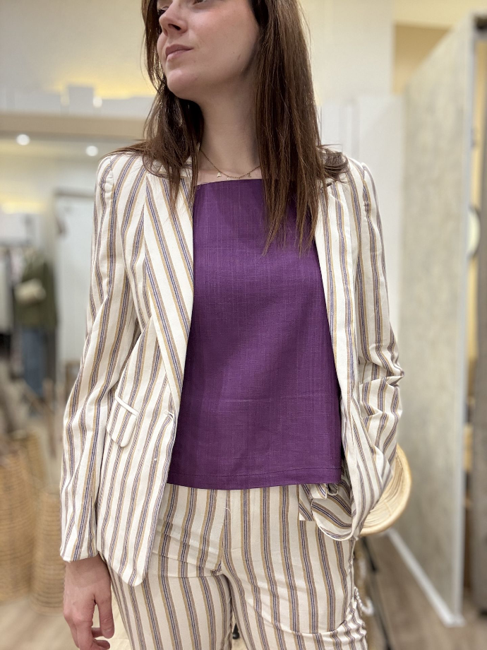 Veste rayée violette